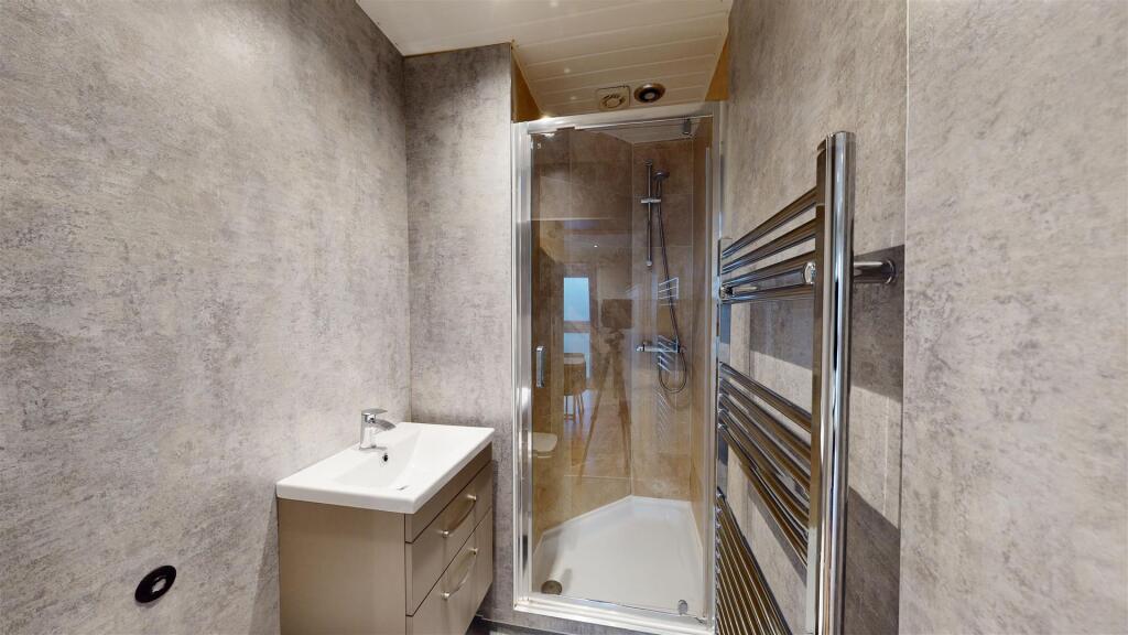 general 17860006_108