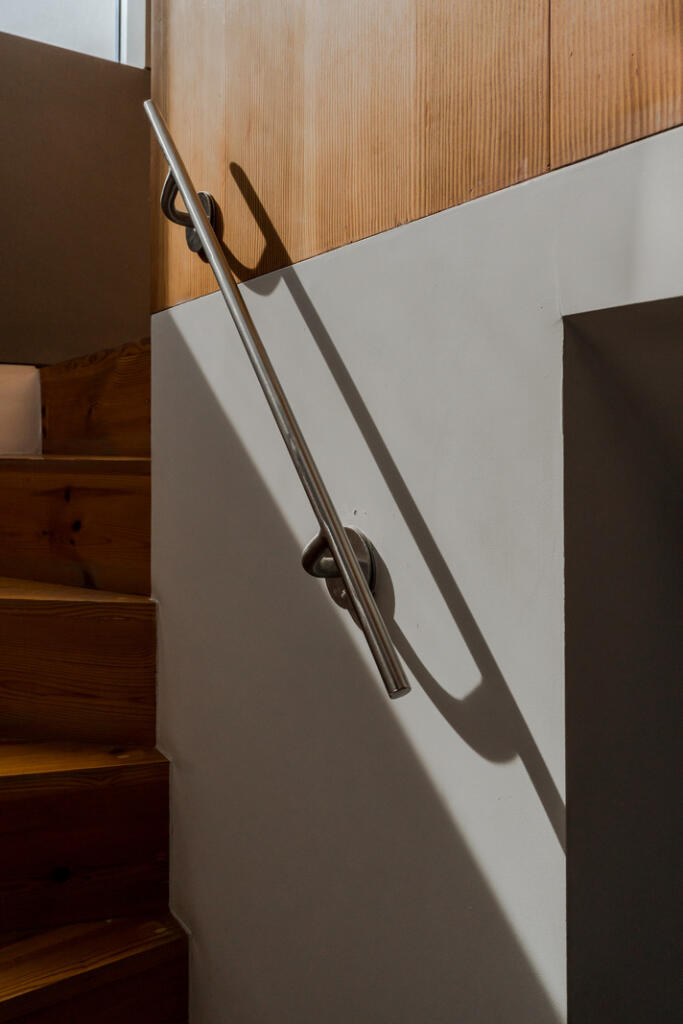 270680 - 6A Basing Court-14.jpg