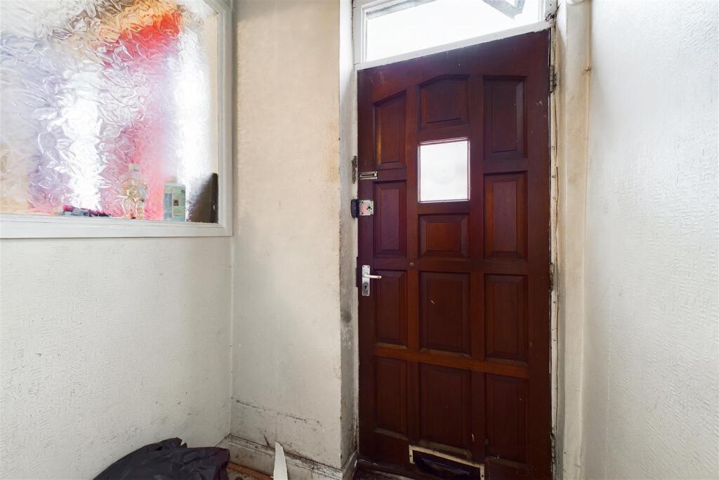 3 - 5 Hinton Road, Greenbank, Bristol BS5 6HA |Fre