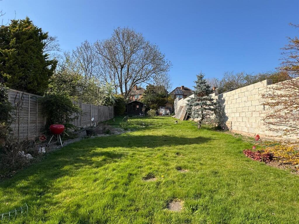 WhatsApp Image 2025-04-09 at 17.02.45_bd9e336e.jpg