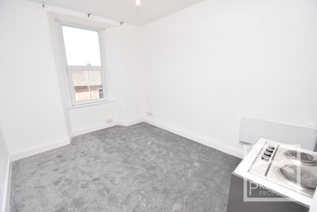 Lounge/Kitchen