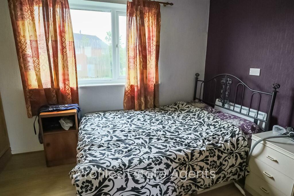 Bedroom 1 (rear).