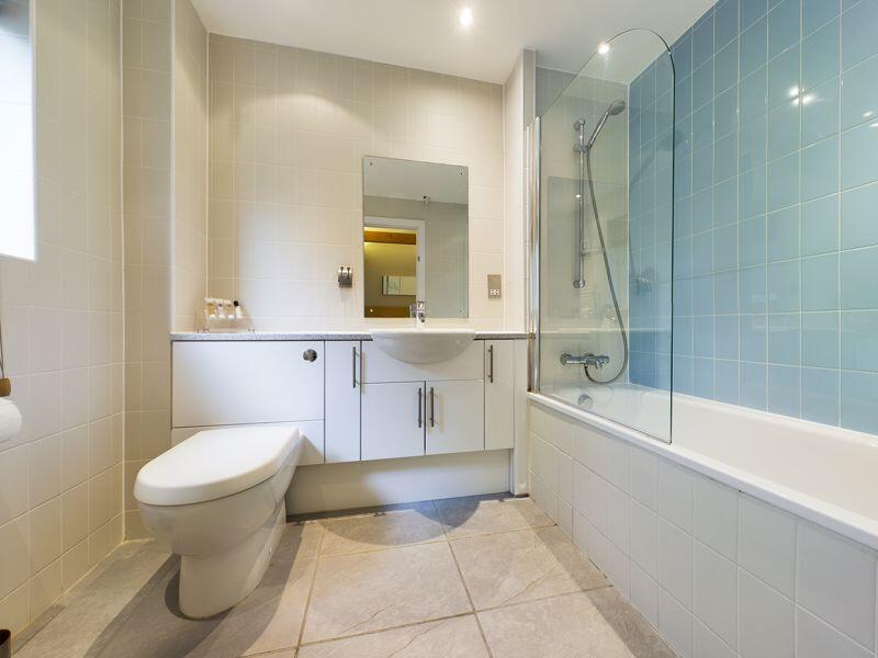 Ensuite one