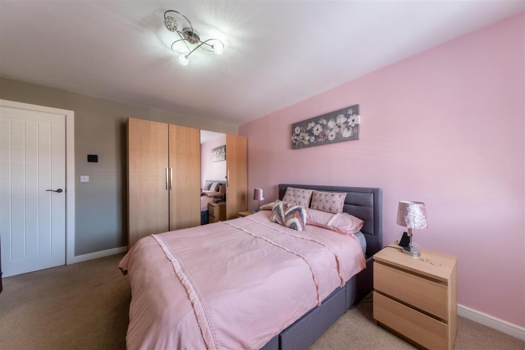 22 Wells Avenue-017.jpg