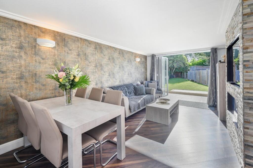 NUTCROFT GROVE,  (1).jpg