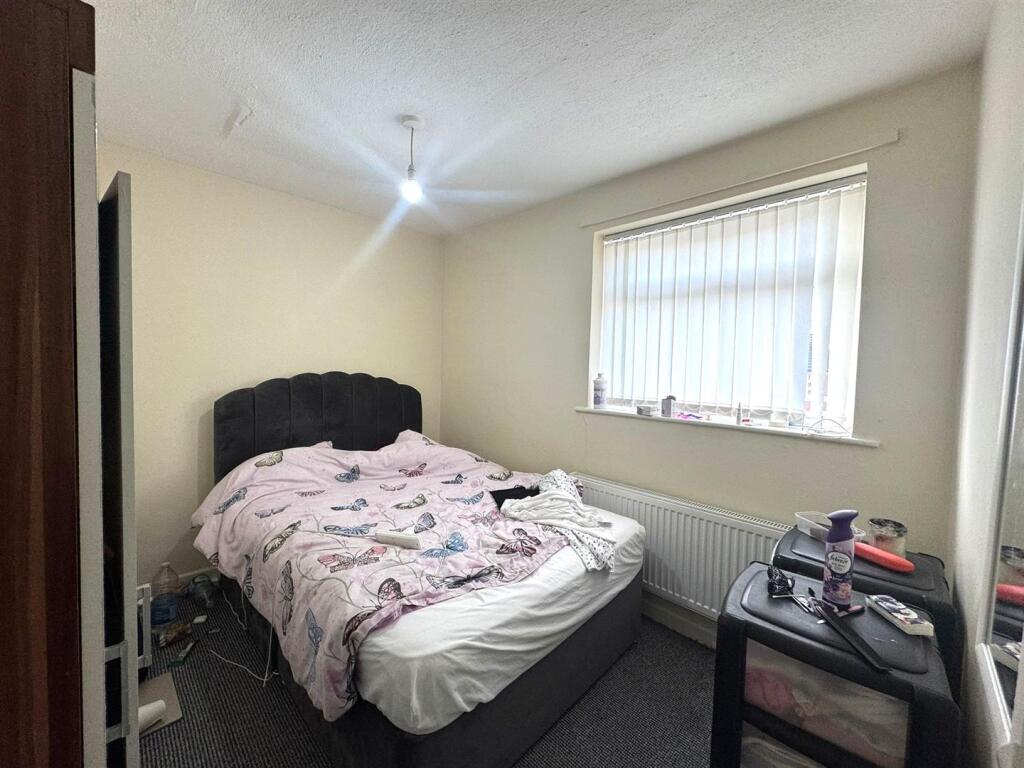 WhatsApp Image 2025-12-16 at 15.25.10 (6).jpeg