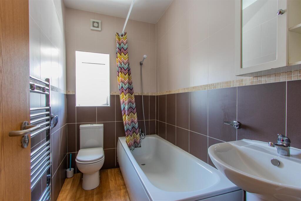 Richmond Crescent 11, 6-6.jpg