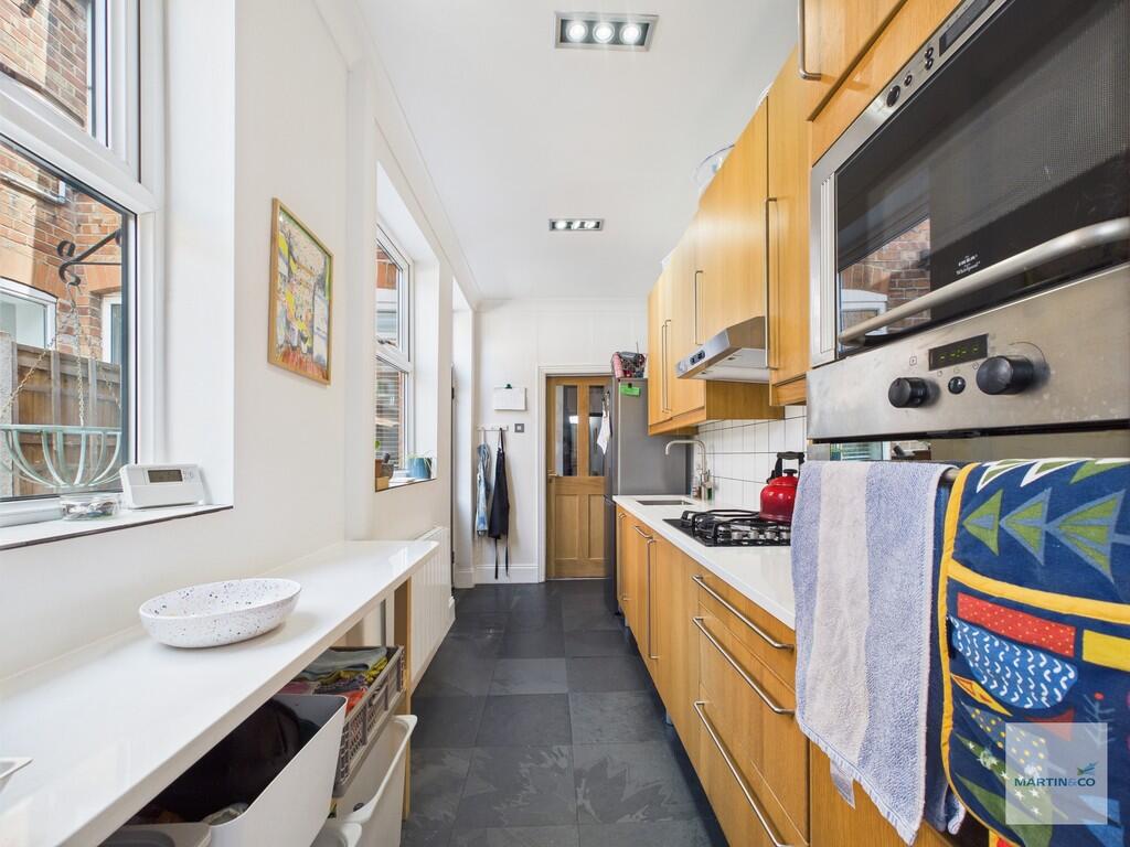 CAM03394G0-PR0316...