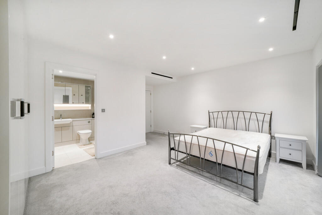 Flat 41, Castleto...