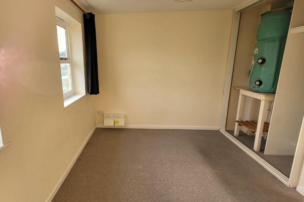 Bedroom (2)