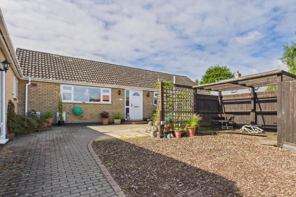 CAM02545G0-PR0455-STILL003