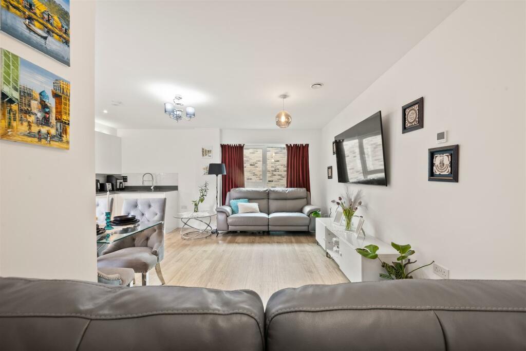Living area 2