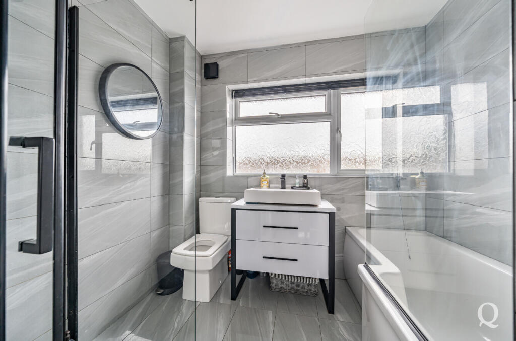 cccab305-2211-44d...