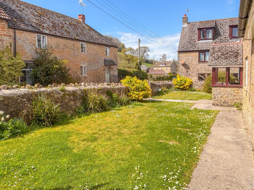 Front Garden.JPG