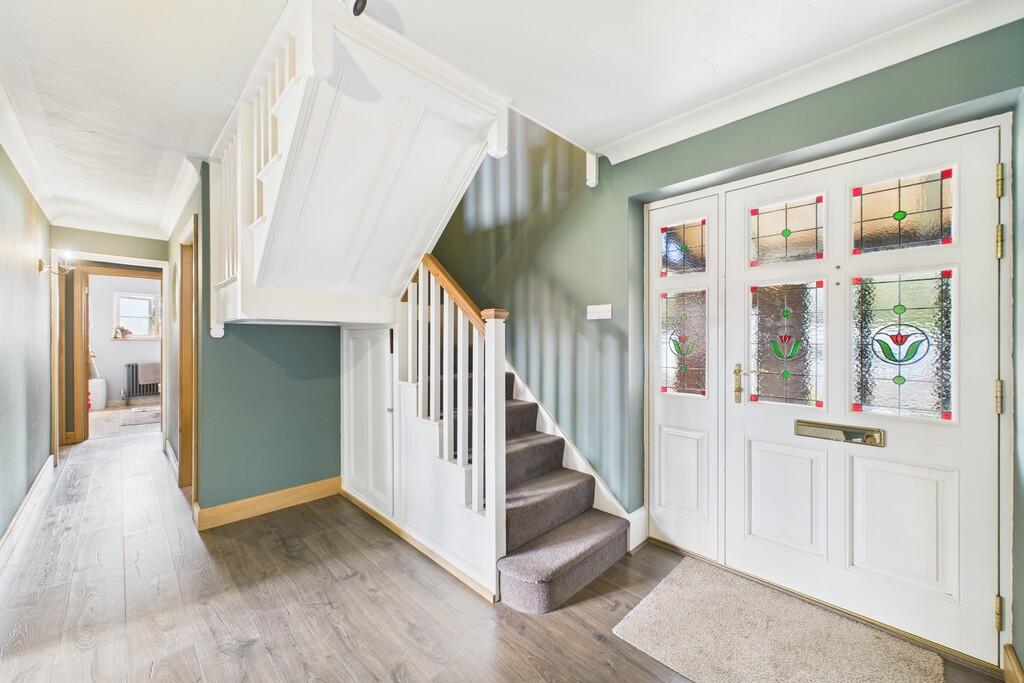 CAM01689G0-PR0472...