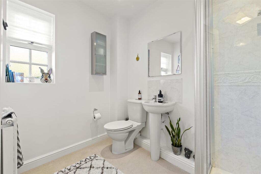 Downstairs Shower &amp; WC