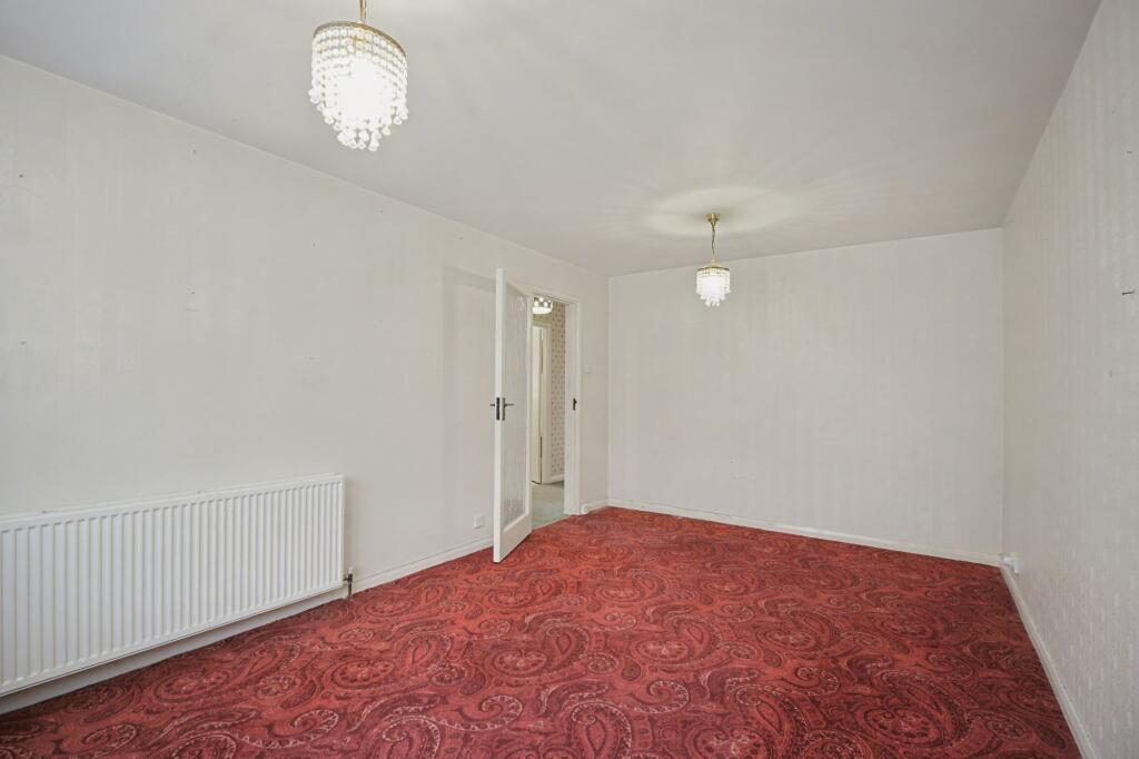 Flat 1 Woodglen, Bishopsford Road, Morden, SM4 6AW