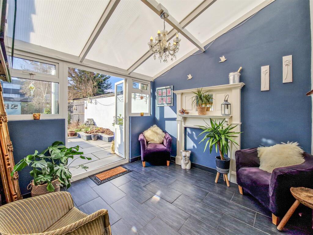 sitting room