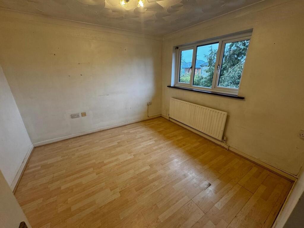 bedroom 3.jpg