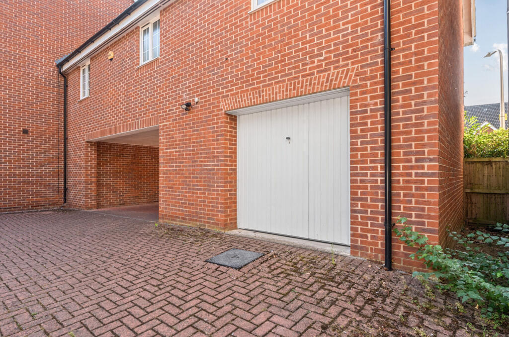 1341884-15-68a838...