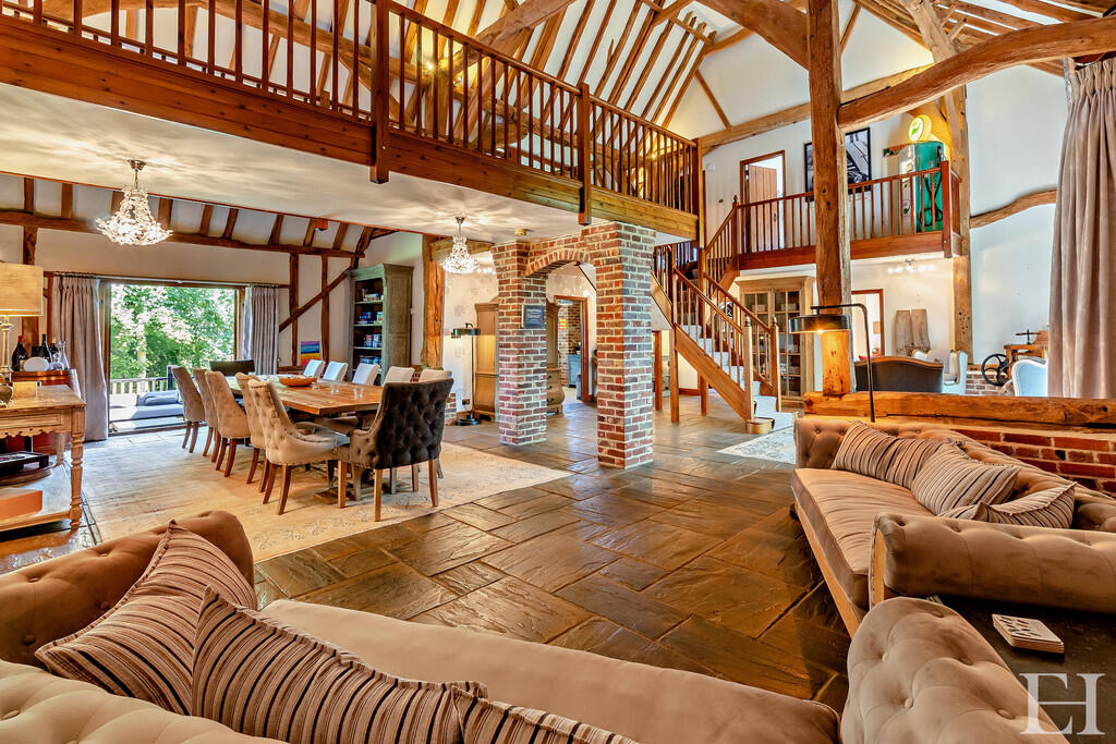 8645646-interiorW...