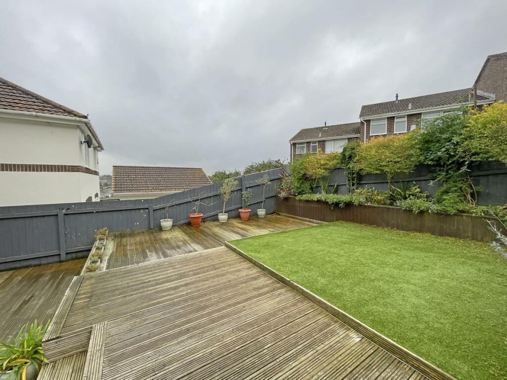 Moat Park 15 Garden 5.jpg