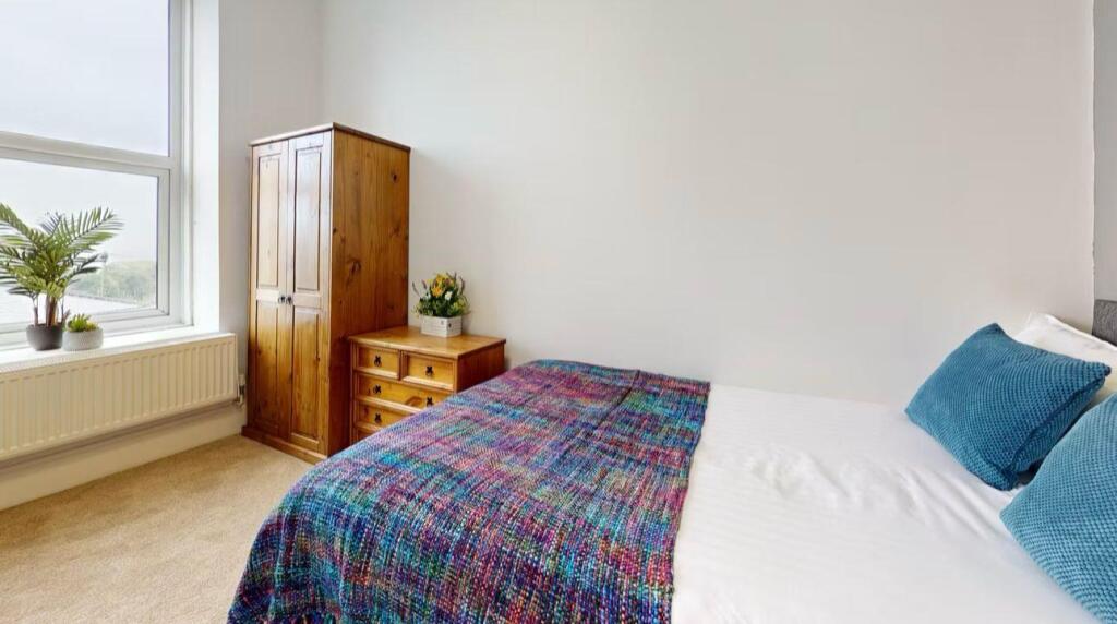 WhatsApp Image 2025-03-18 at 14.11.00 (2).jpeg