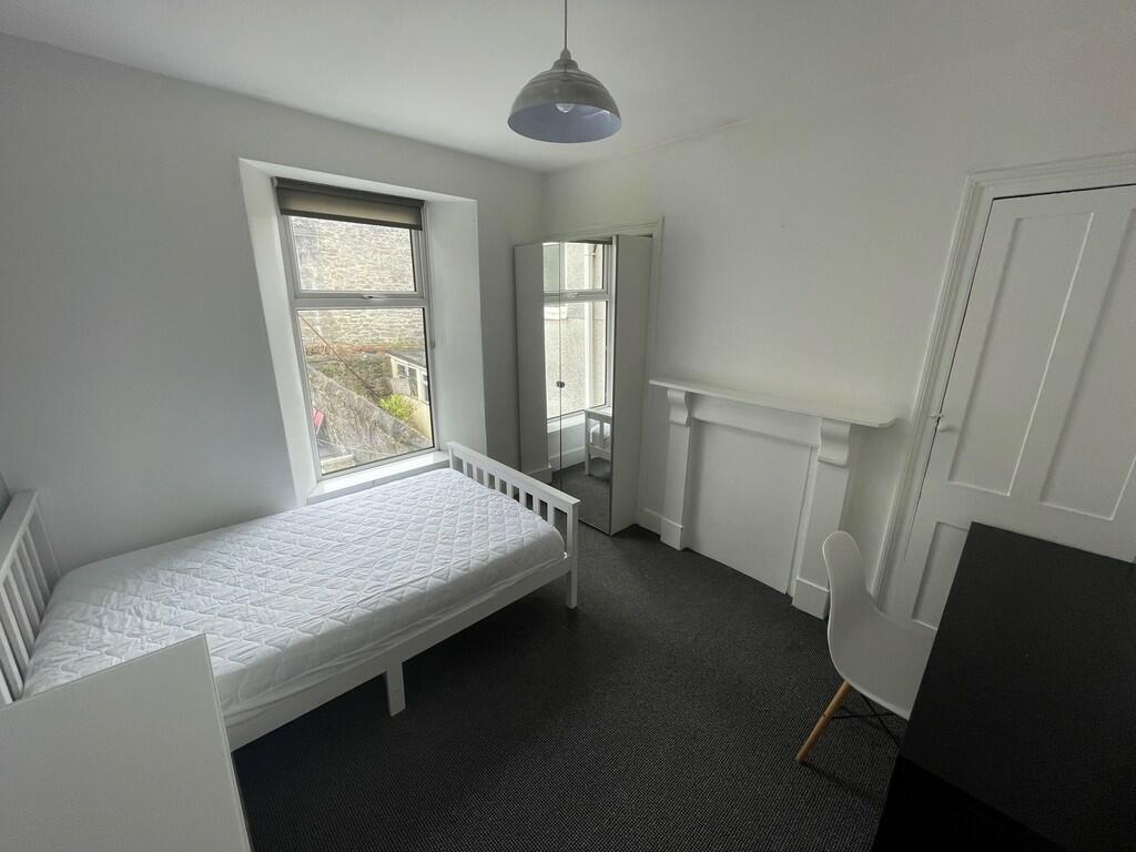 letting room 4