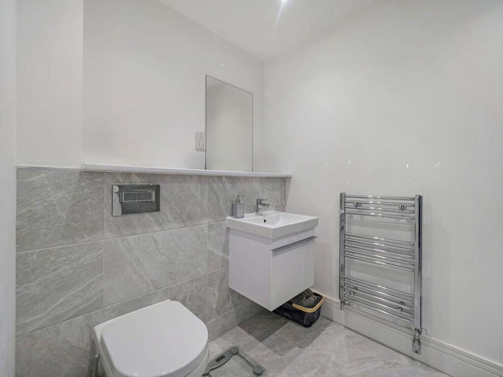 En Suite-Bed 1