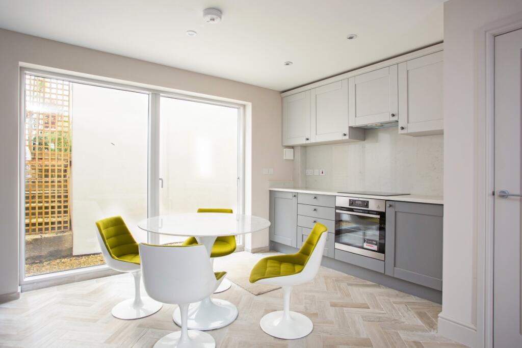 14 Lansdown Terra...