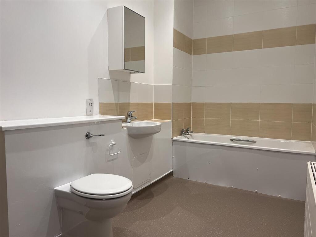 new bathroom 2025.jpeg