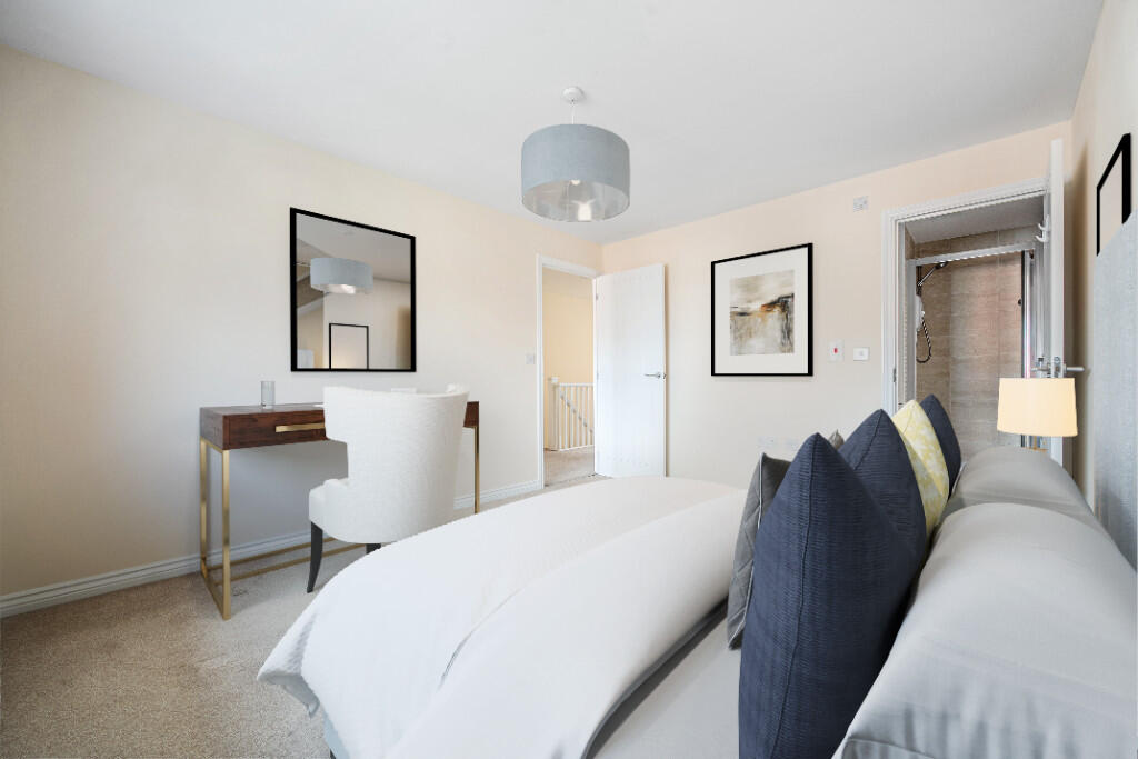 Master bedroom 2 ...