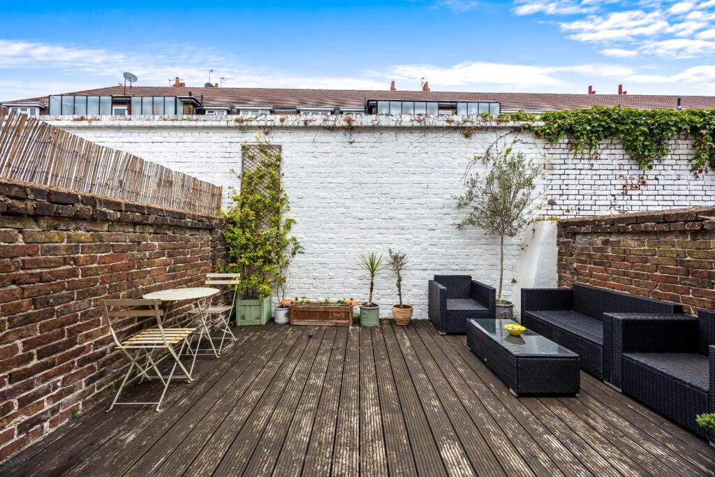 Shakespeare Street (4).JPG