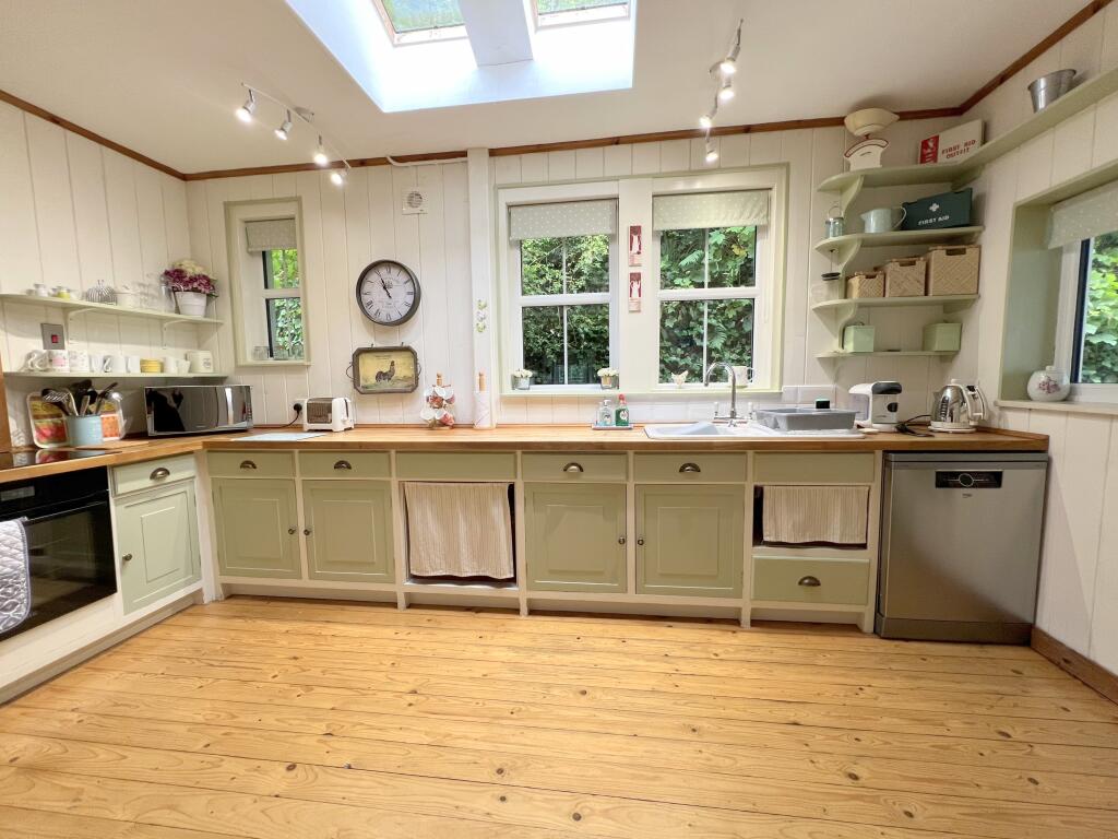Kitchen 2