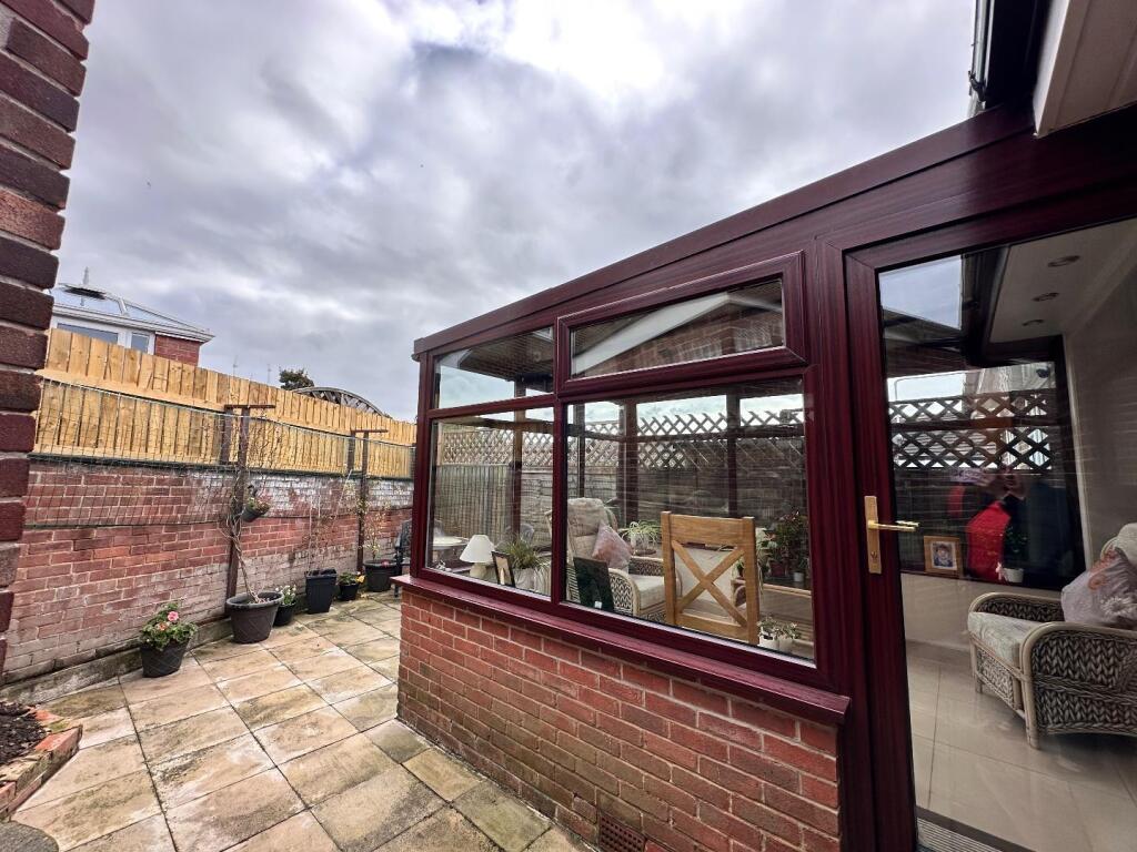 FURTHER EXTERNAL PHOTOGRAPHS