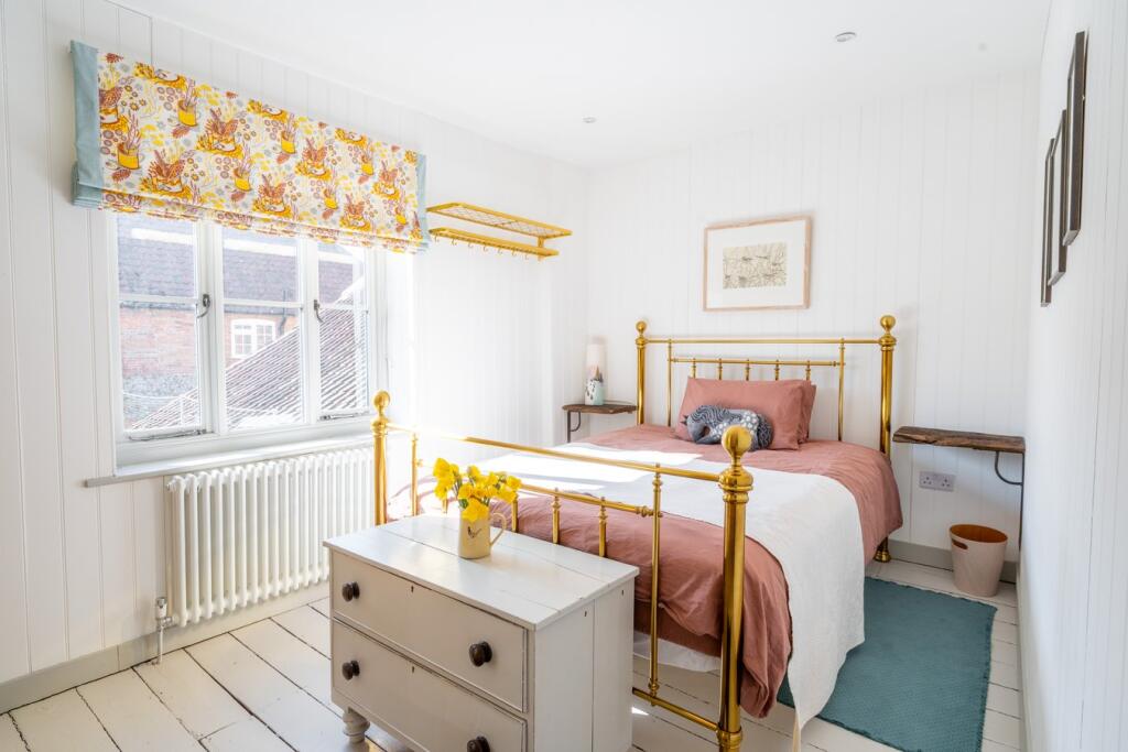 Bedroom Cart Shed