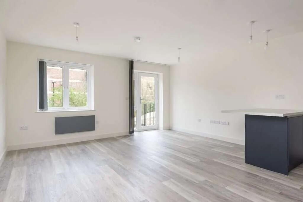 Flat_2_764a_Chesterfield_Road