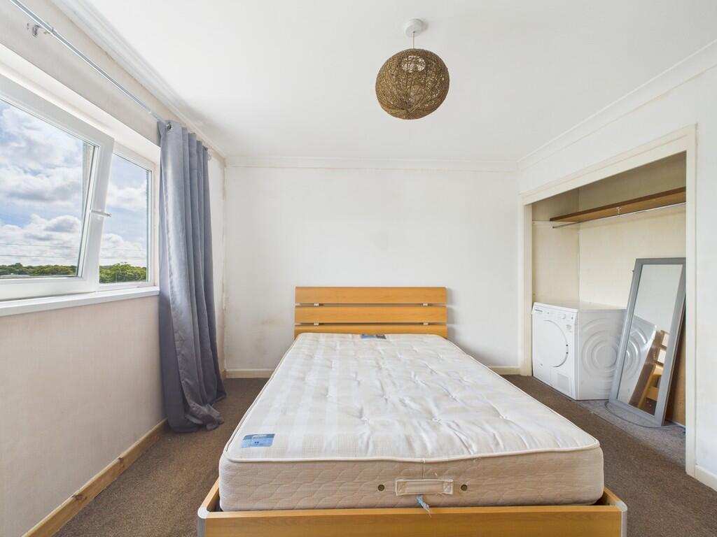 CAM02089G0-PR0562...