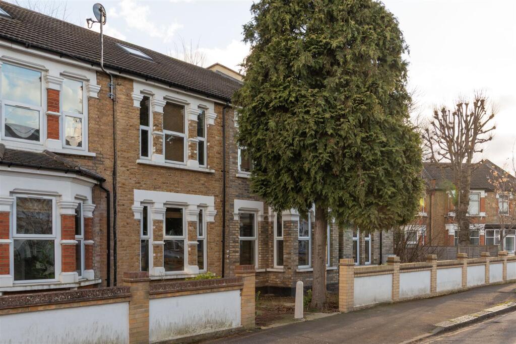 Flat 1, 1a, Hartley Road, E11
