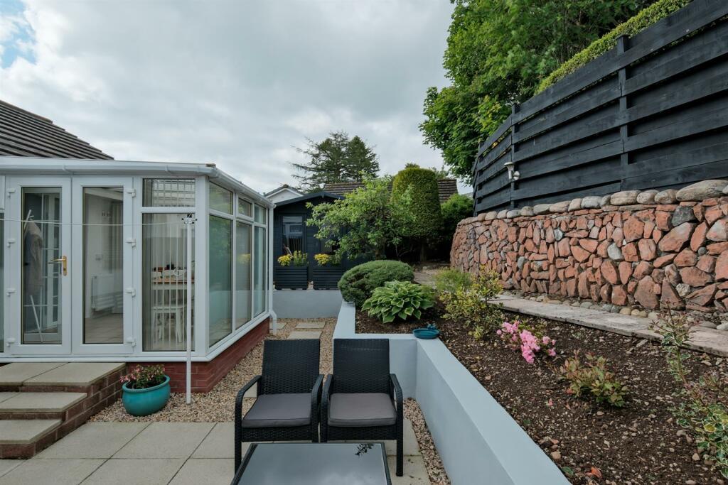 016-37, Edinburgh Road Abington, ML12 6SA.jpg