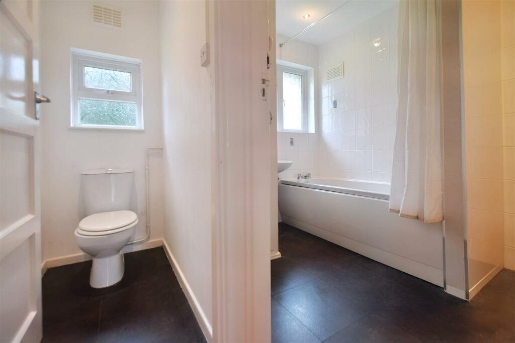 WC/Bathroom