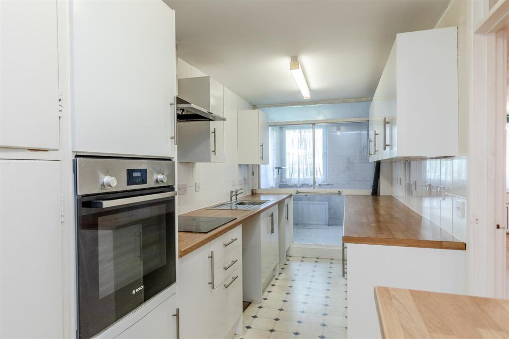 Durdham Park, Redland Kitchen 3.jpg