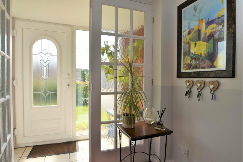 Entrance Porch/Hall
