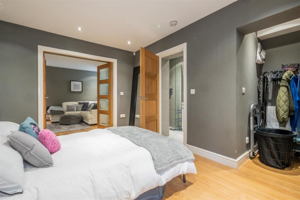 Bedroom 4 Aspect 3