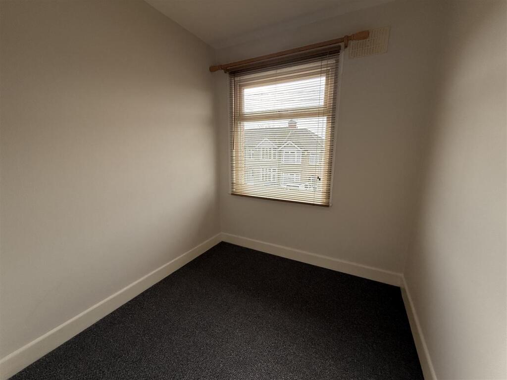 Single Bedroom