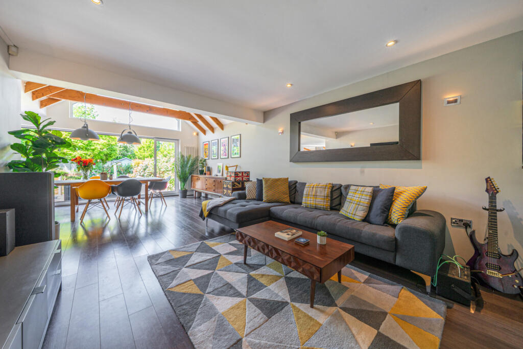 10-682450caa4e19-...