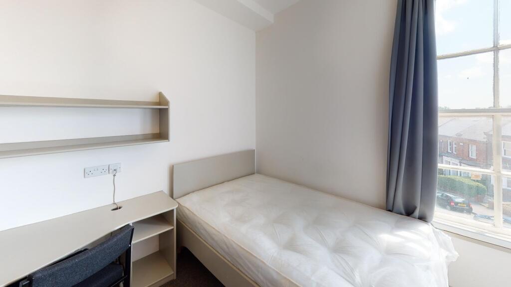 447-Glossop-Road-Bedroom(2).jpg