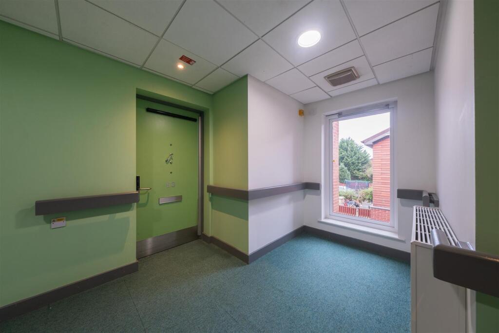 53 Hazelmere-018.jpg