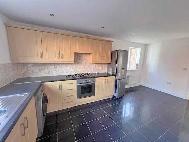 7 Woodleigh kitchen 2.jpg