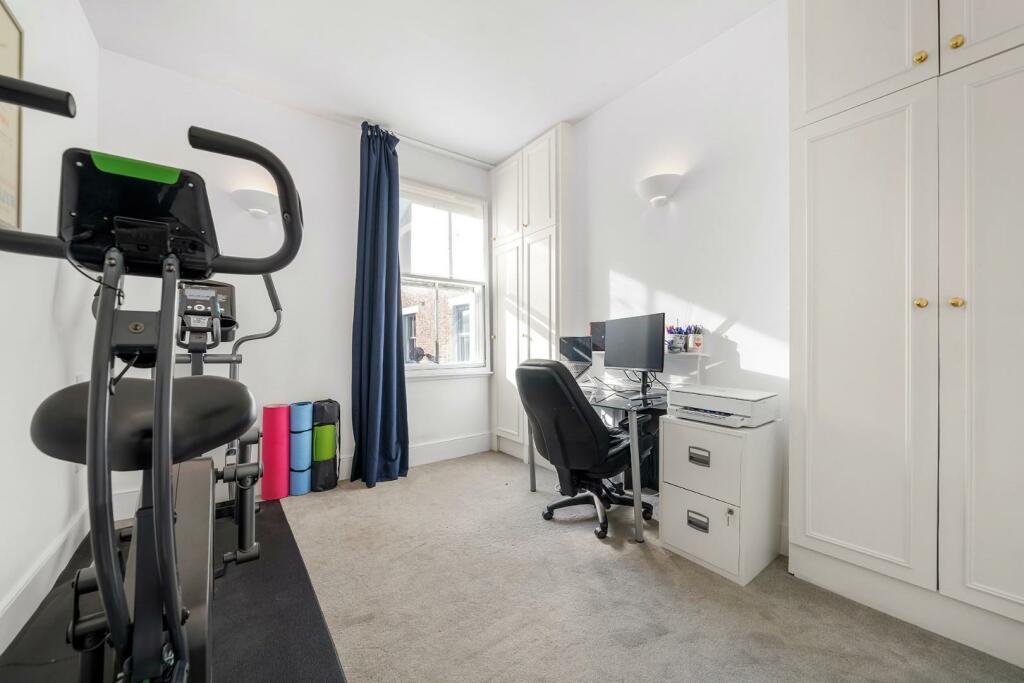 Bedroom 2.jpg
